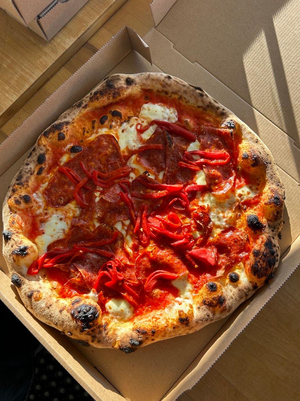 Photo de Scugnizzo - Food truck - Pizza - Biarritz - Bidart