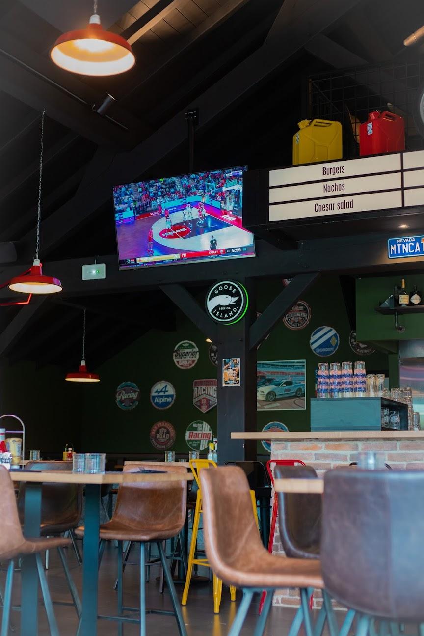 Photo de Daytona - Grill & Sports Bar
