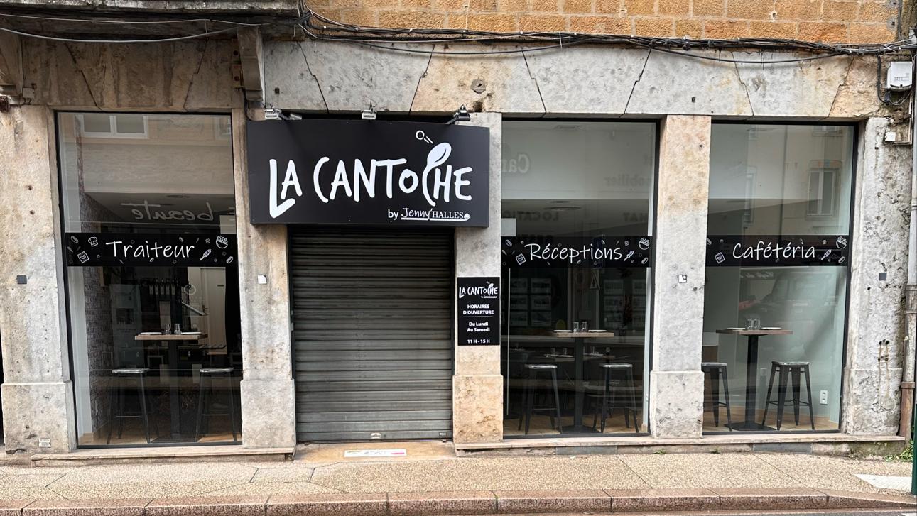 Photo de LA CANTOCHE by Jenny’HALLES