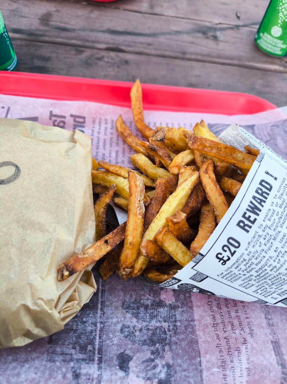 Photo de La friterie locale