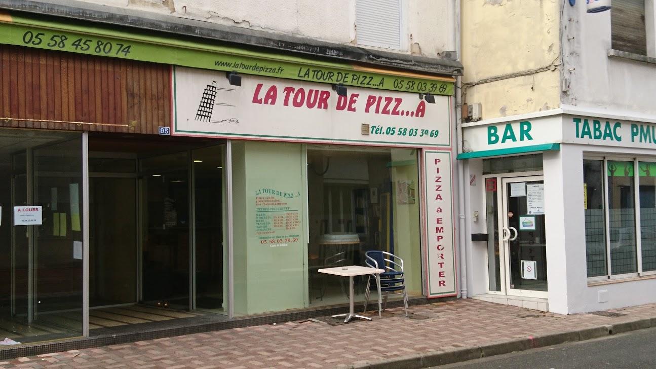 Photo de La Tour de Pizz...a