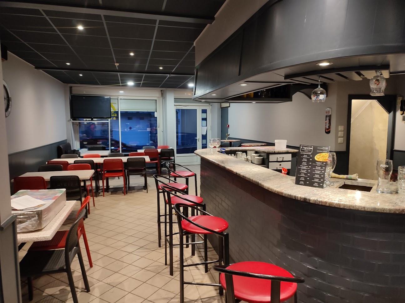 Photo de Bar, pizzeria, gîte L'aquarium