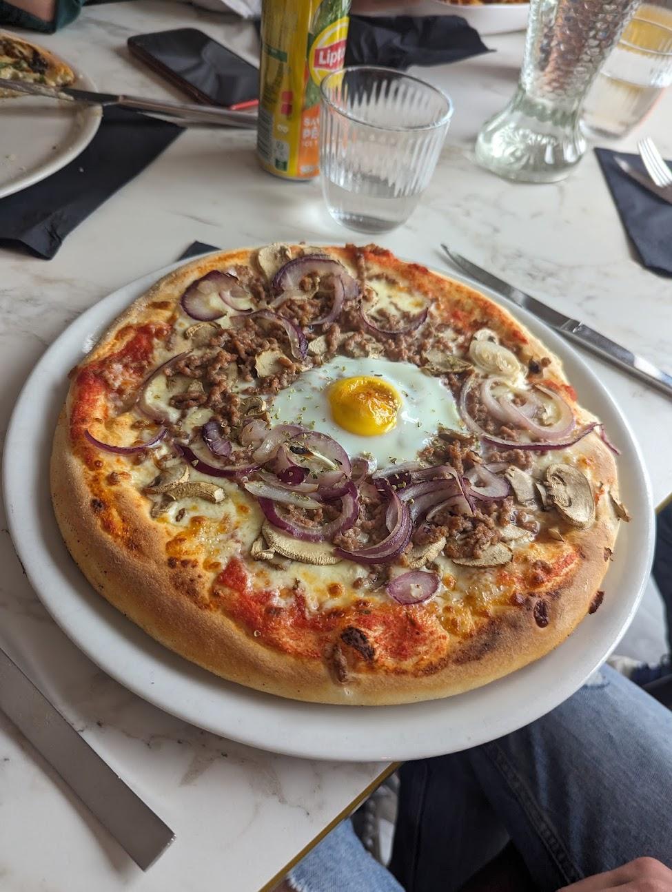 Photo de LA PIAZZA | Restaurant & Pizzeria
