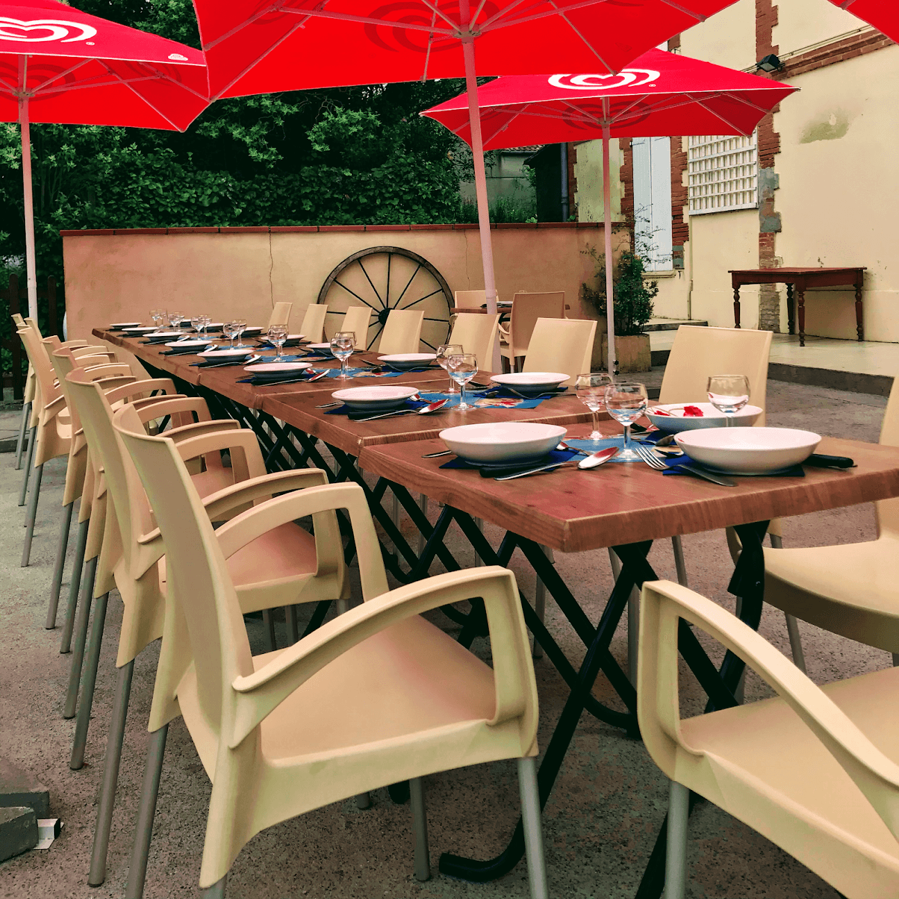Photo de Restaurant de la Poste Caraman Sarl Gregoris