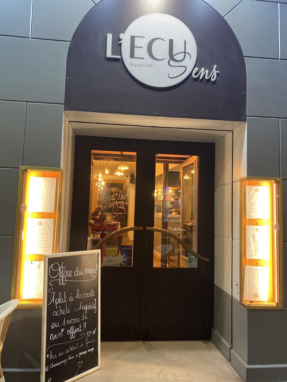 Photo de Restaurant l'Ecu Sens et BAR LOUNGE