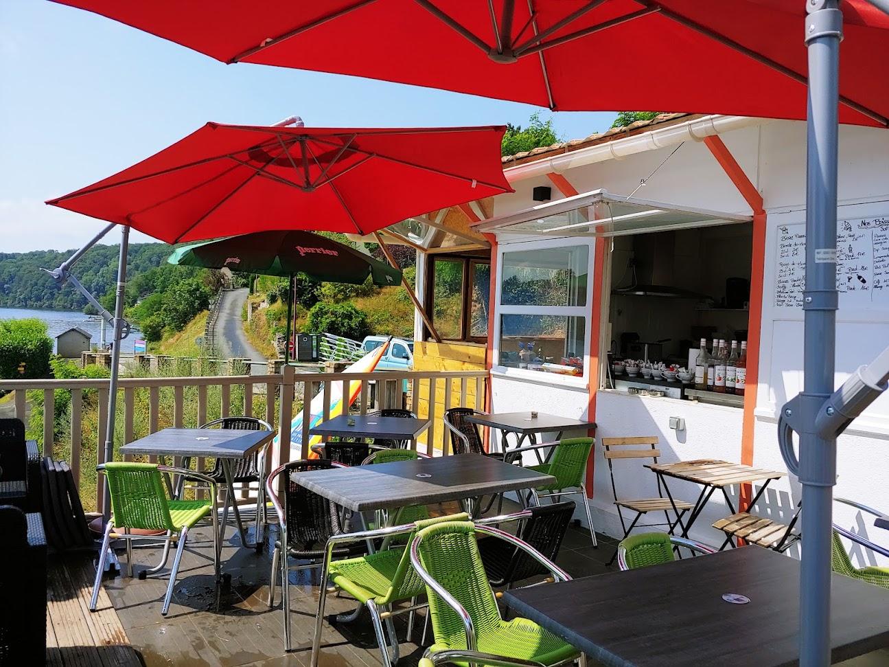 Photo de LE LAKE Bar -Snack- Creperie ( anciennement la paillote du lac)
