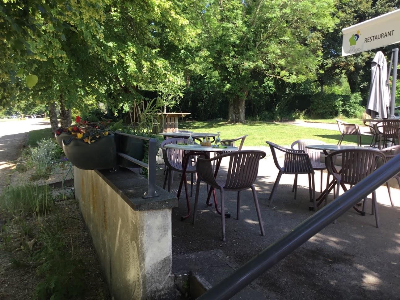 Photo de Le Relais de la Colline « chez la fanette »