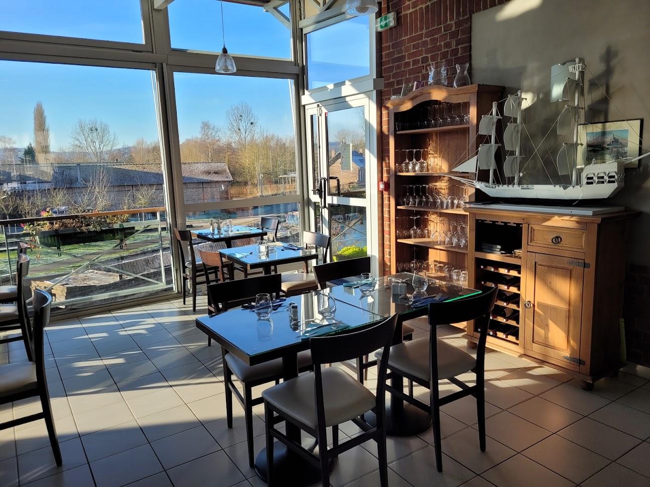 Photo de Restaurant Au Fil de L'eau Long Somme