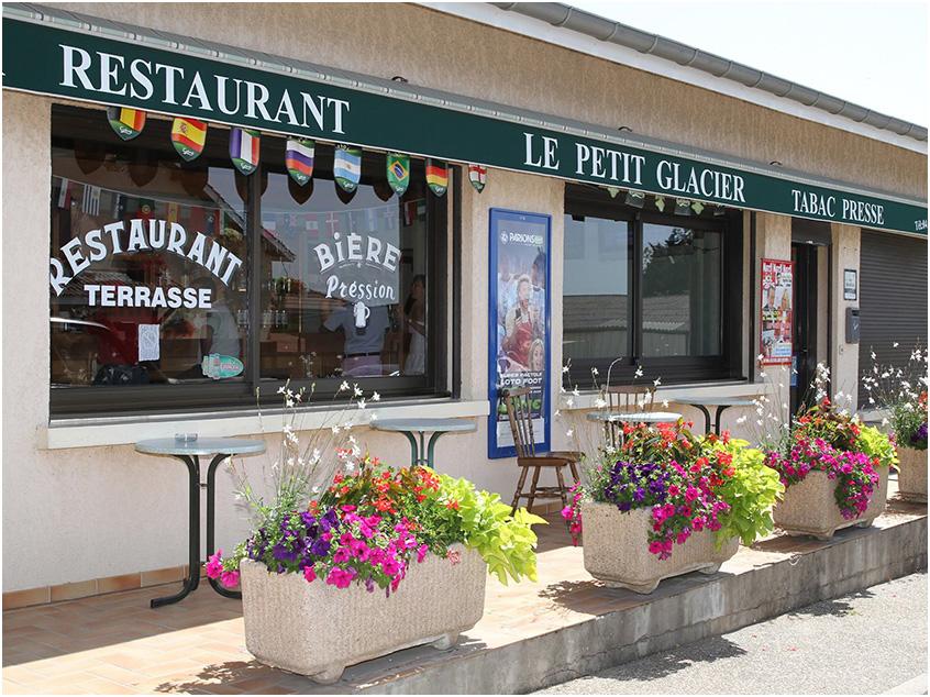 Photo de Le Petit Glacier Restaurant-Bar-Tabac-Petite épicerie
