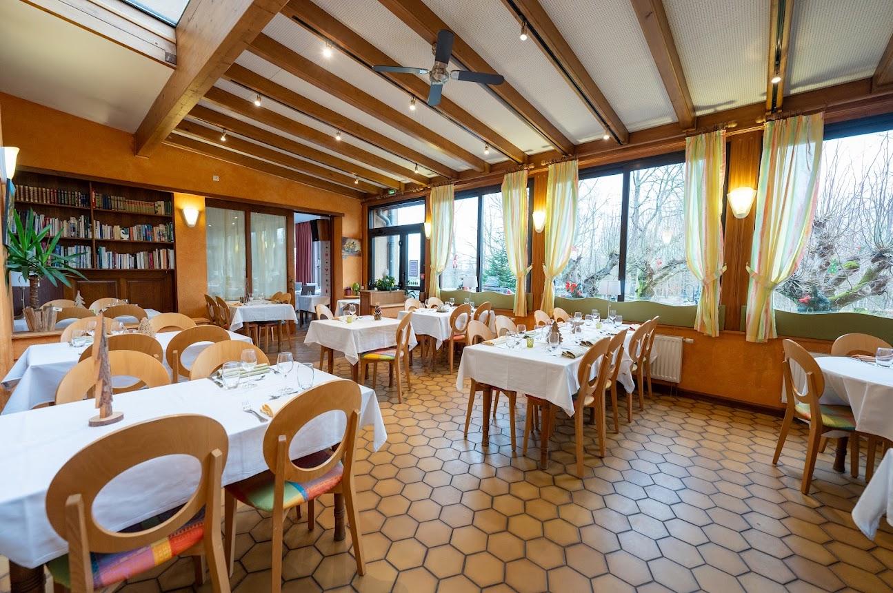Photo de Restaurant "Notre Dame de Bonne Fontaine"