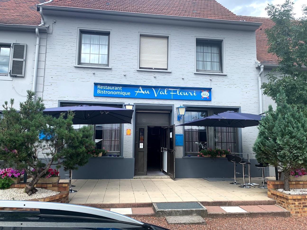 Photo du restaurant AU VAL FLEURI