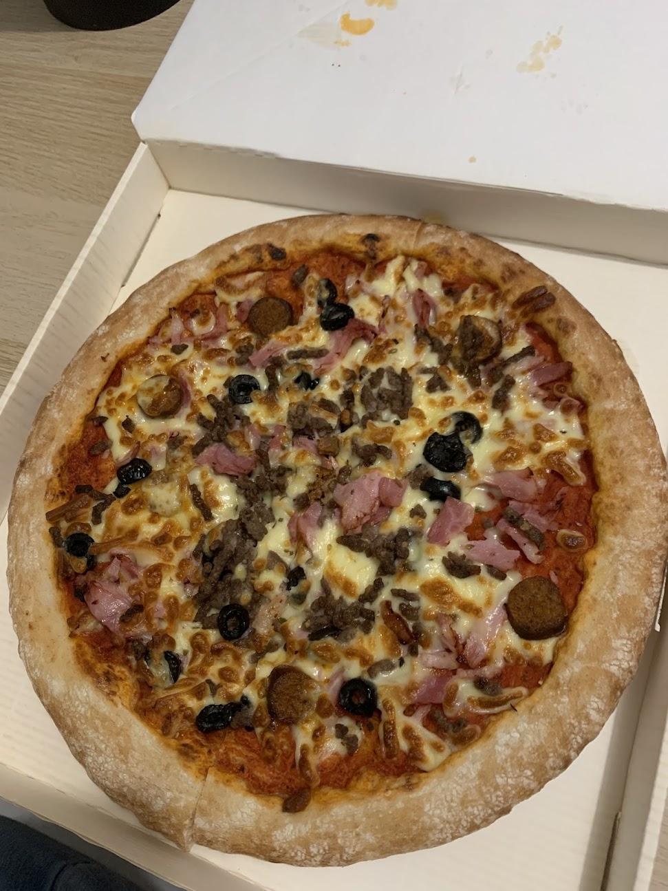 Photo de Pizzassino arras distributeur de pizzas