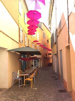 Photo du restaurant À Table