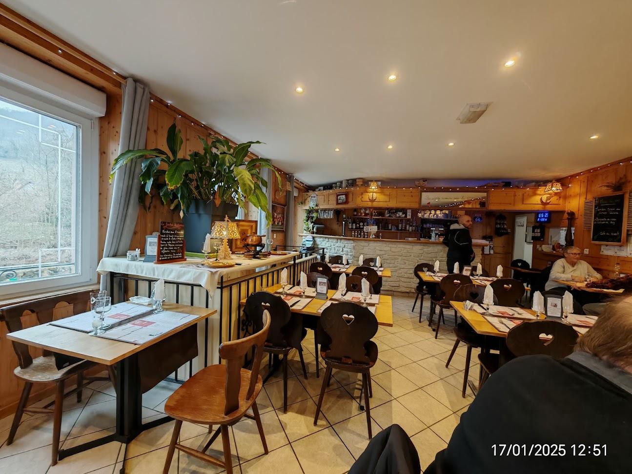 Photo de Restaurant Caveau Au Soleil D Or