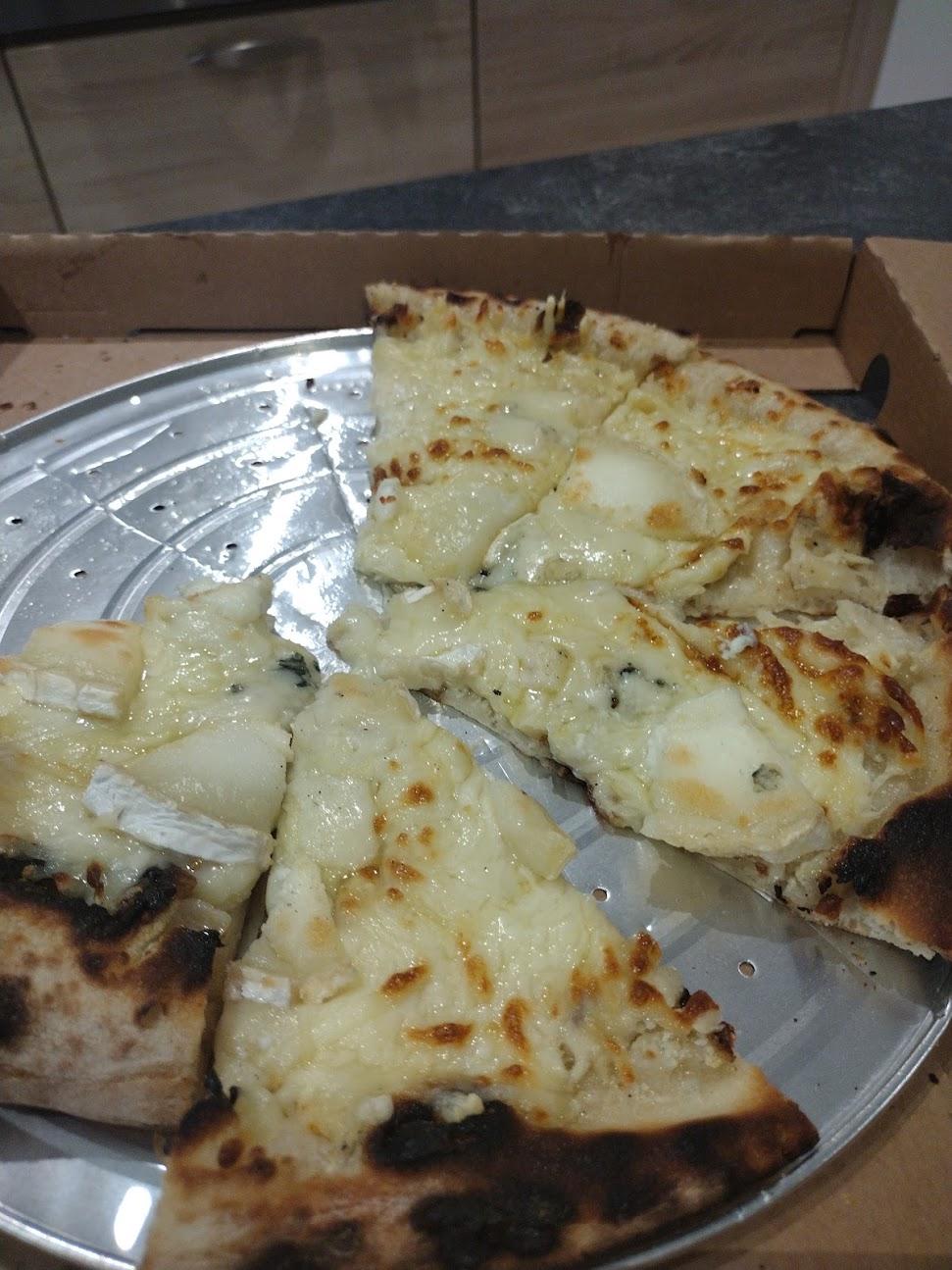 Photo du restaurant Just Queen - Distributeur de pizzas