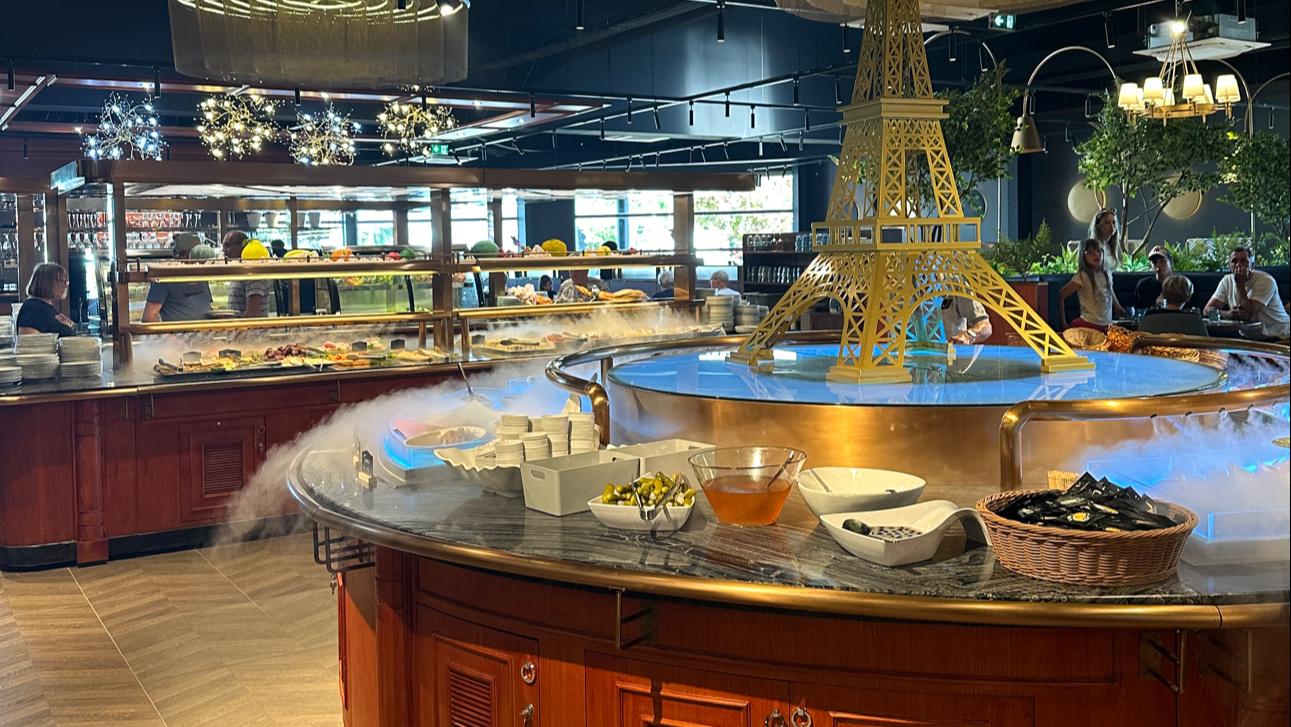 Photo de Le Grand Buffet - Saint Saturnin