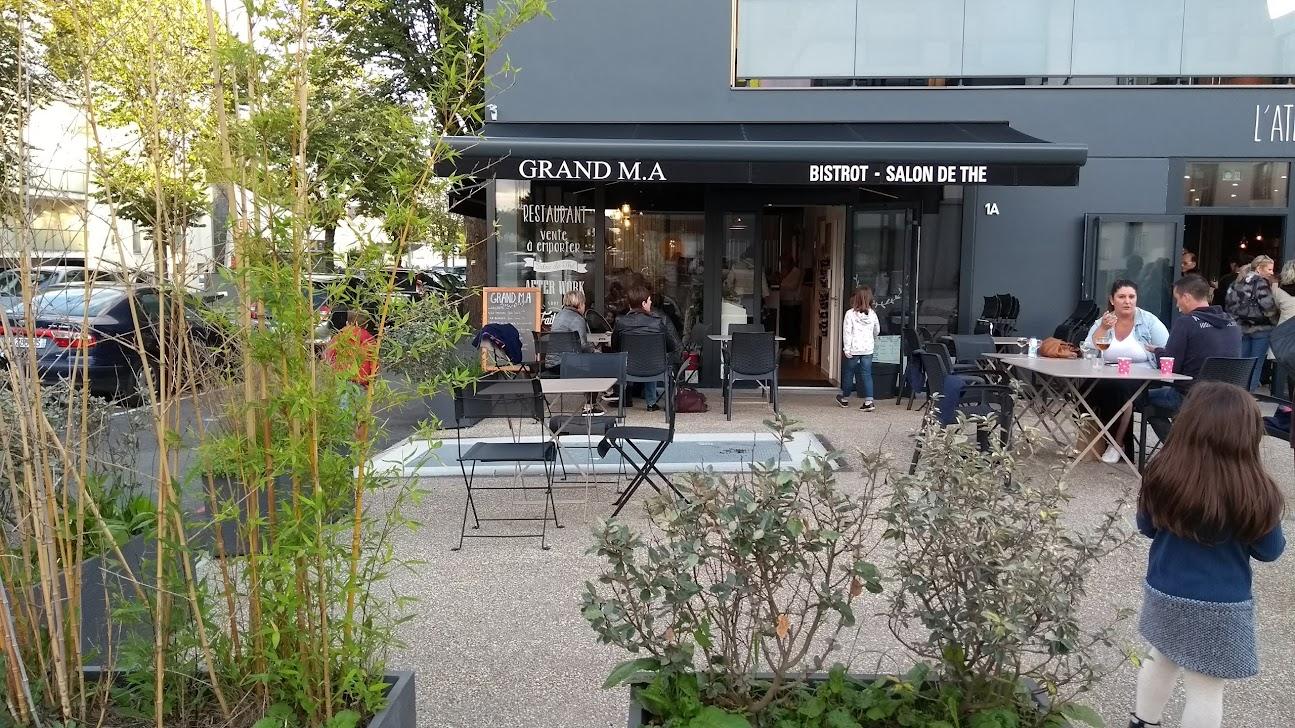 Photo de GRANDMA