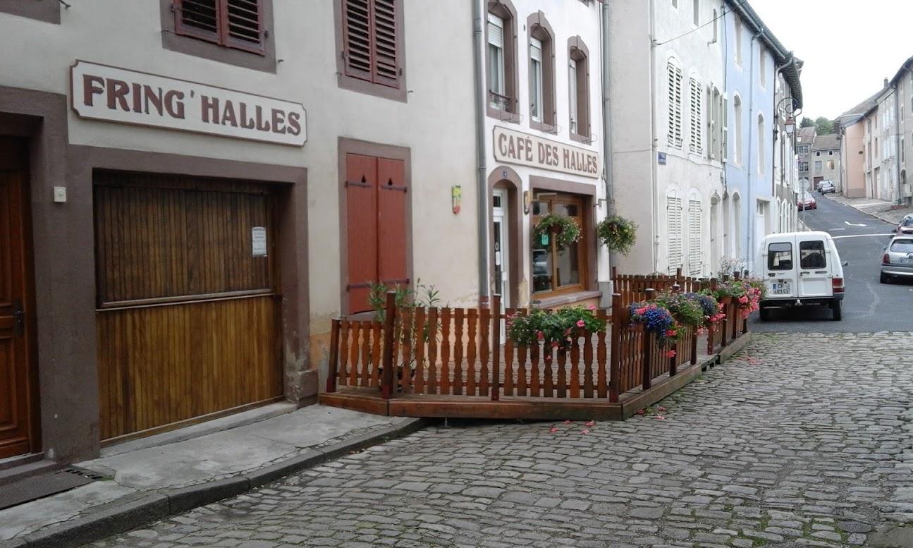 Photo de LES HALLES (Fring'halles et café des halles)
