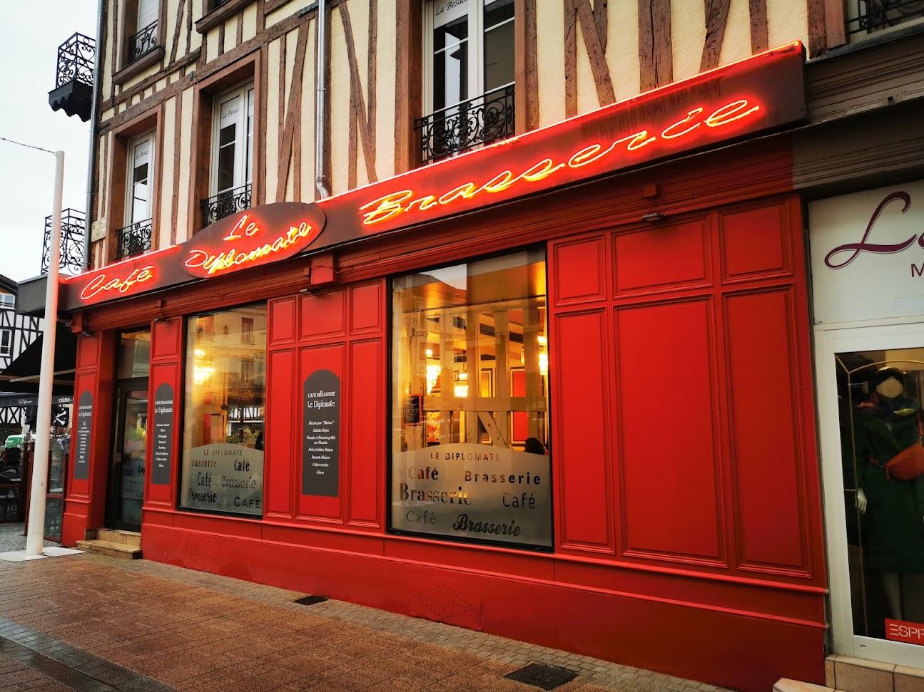 Photo de Le Diplomate