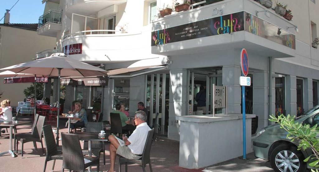 Photo du restaurant Club café