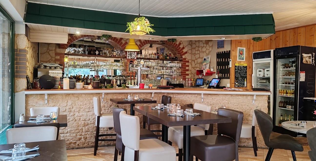 Photo de LE BELLA CIAO 1 PLACE DU PORT 24150 MAUZAC ET GRAND CASTANG