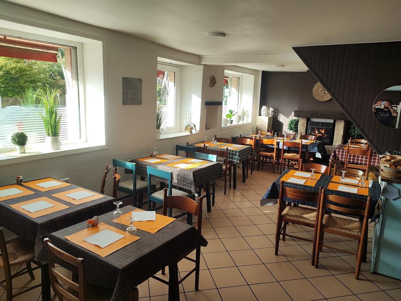 Photo de Le Marina plestin les greves