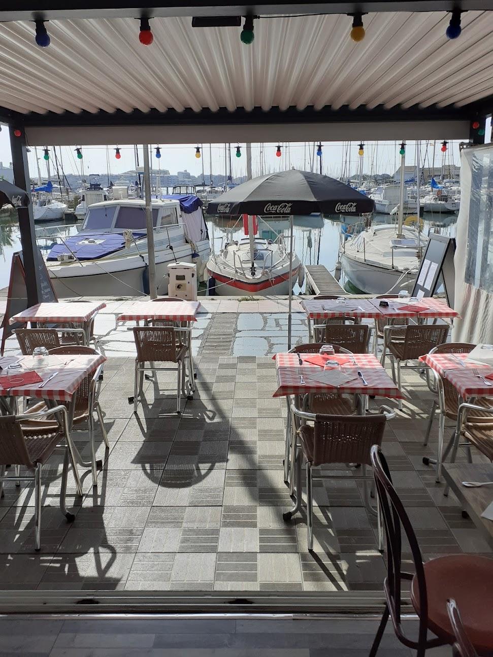 Photo de LA P'TITE GUINGUETTE DES BOUGNATS