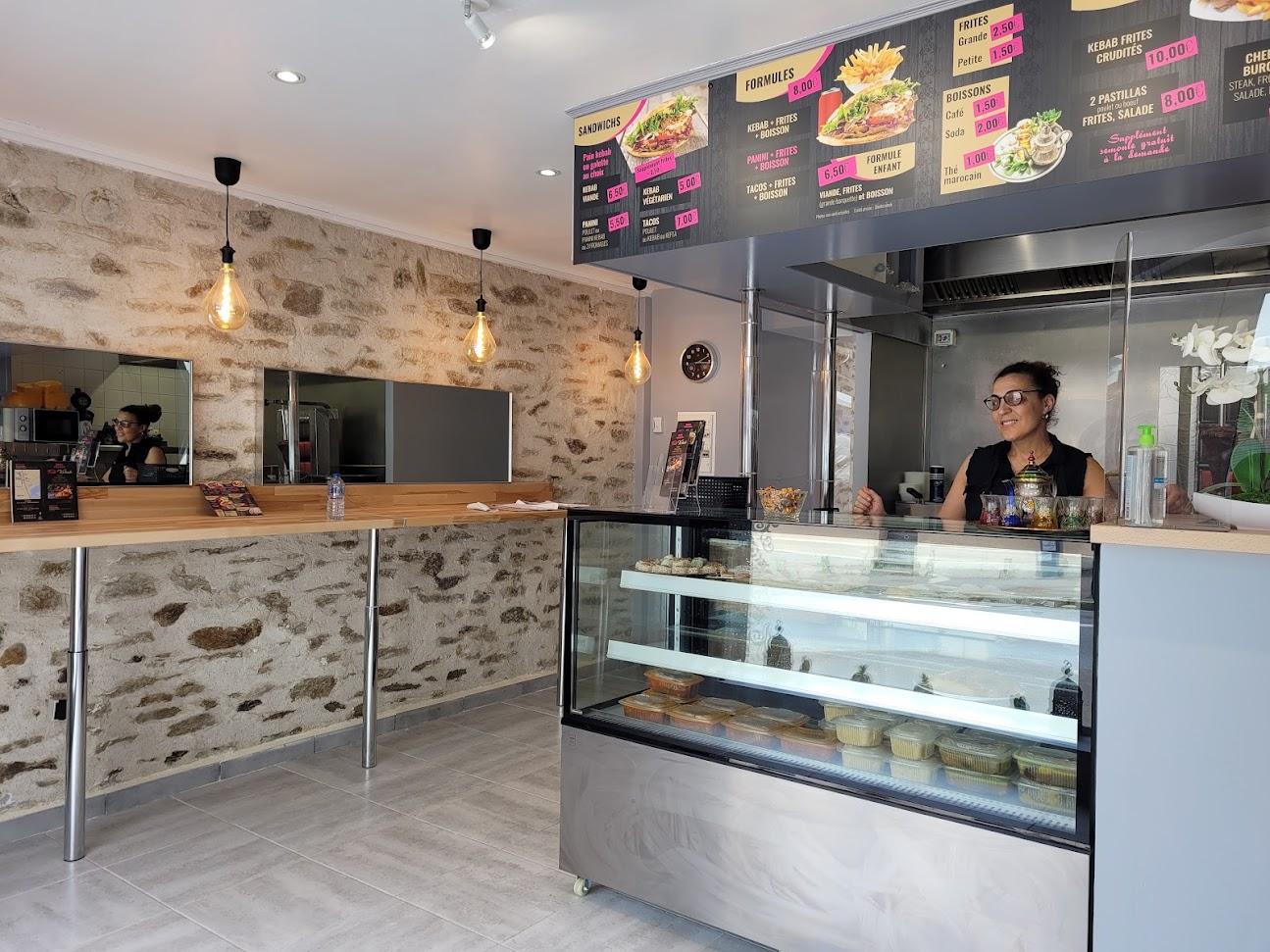 Photo du restaurant Fati Kebab (Tacos,couscous,Tajine,Gâteaux)