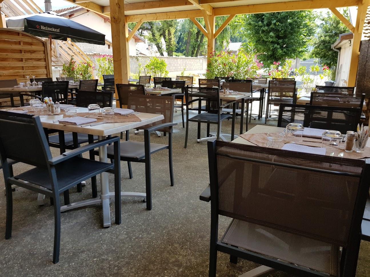Photo de Le Verre y Table