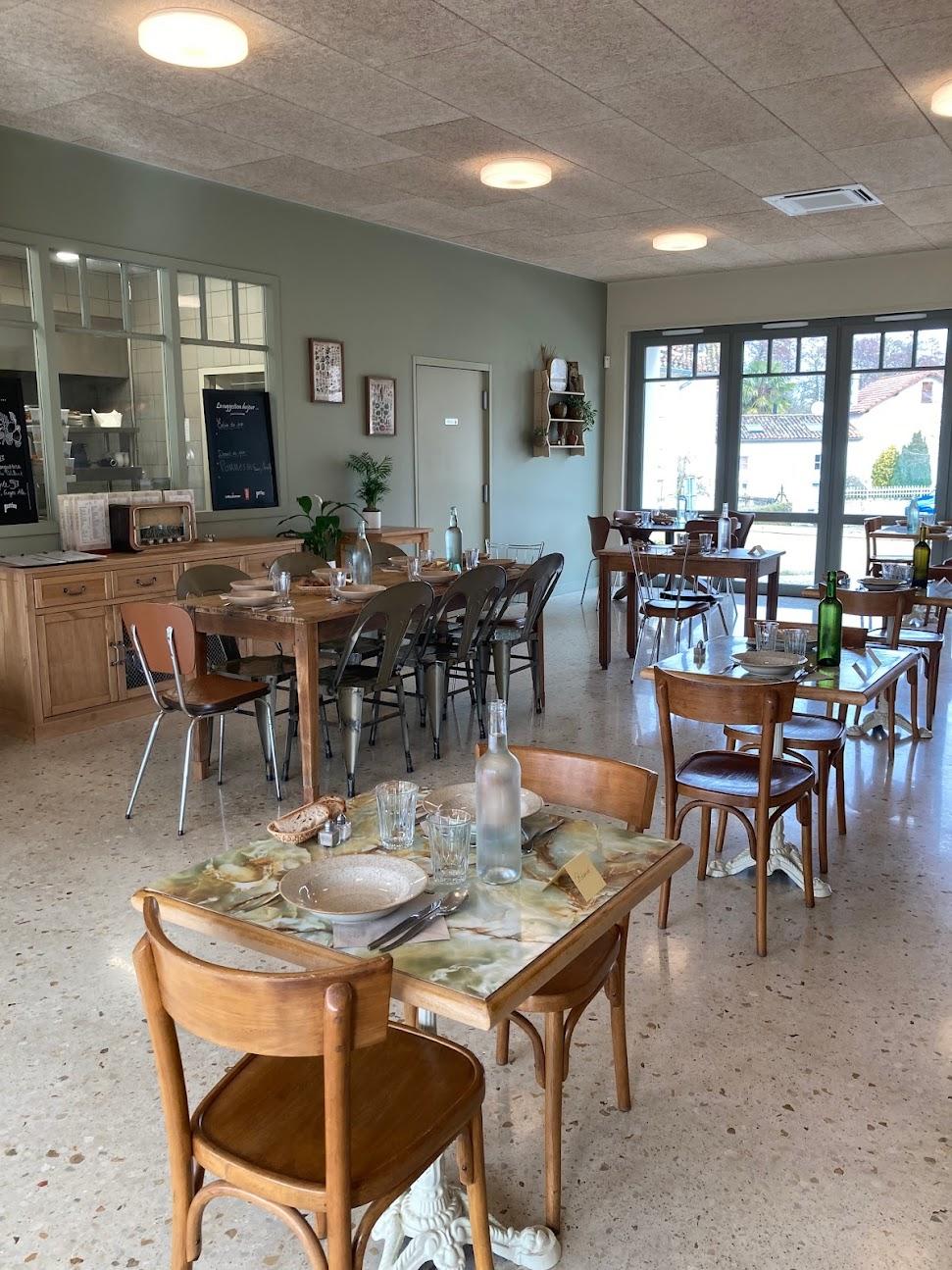Photo de Les drôles | Restaurant - Bar - Epicerie | Condéon