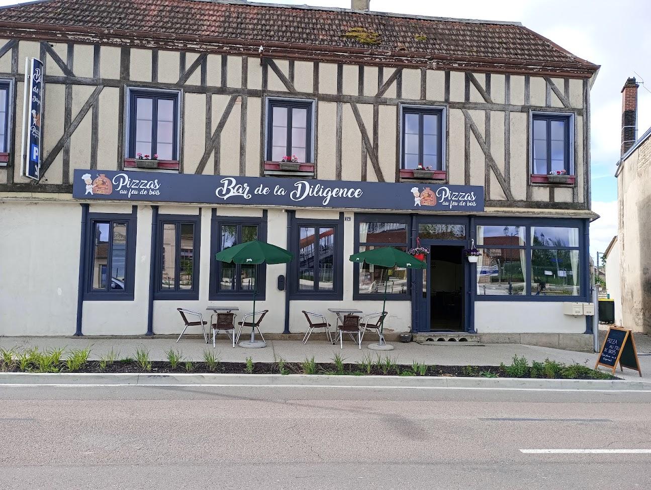 Photo de BAR DE LA DILIGENCE ouvert du mardi au samedi - PIZZAS AU FEU DE BOIS
