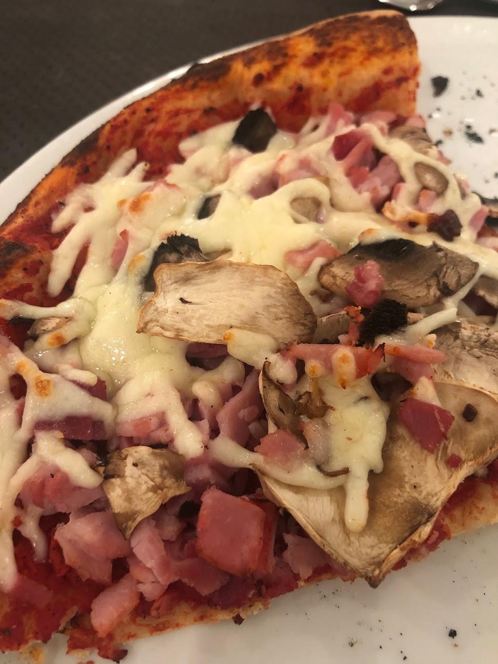 Photo de Grey's pizzas artisanales distributeur automatique