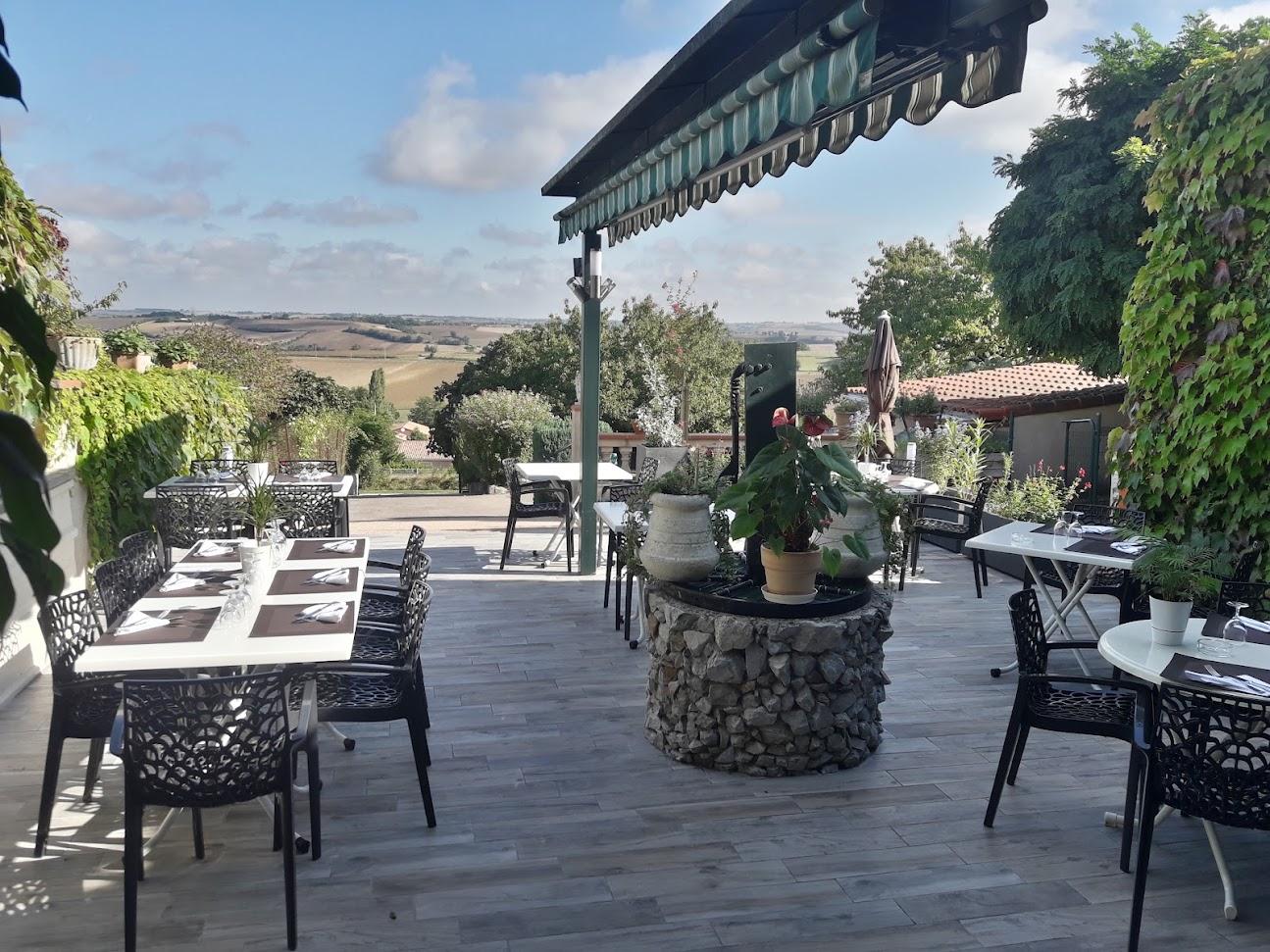 Photo du restaurant Restaurant ''Auberge le Courdil''