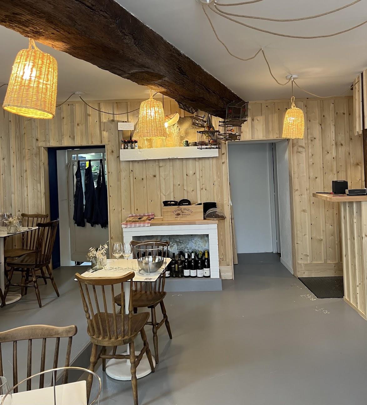 Photo du restaurant La Cabane Cent Un - Saint Émilion