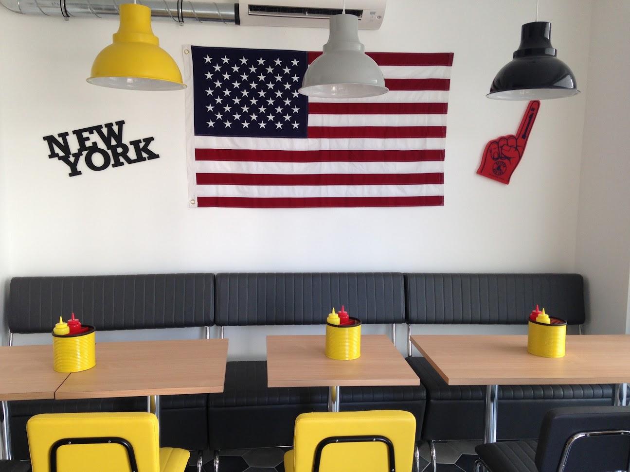 Photo de Yellow Corner