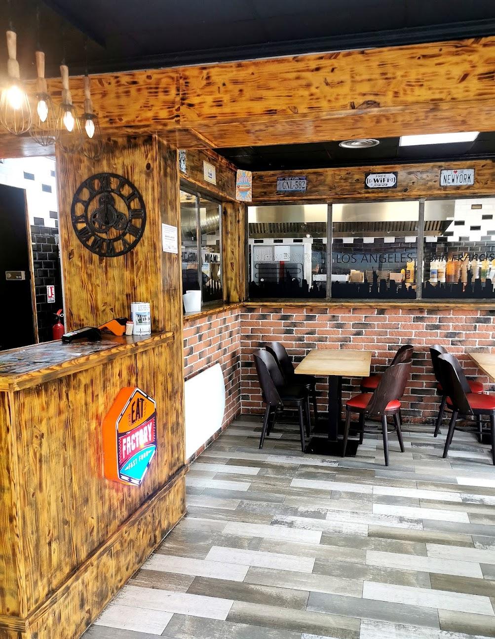 Photo de EAT Factory Fast Food