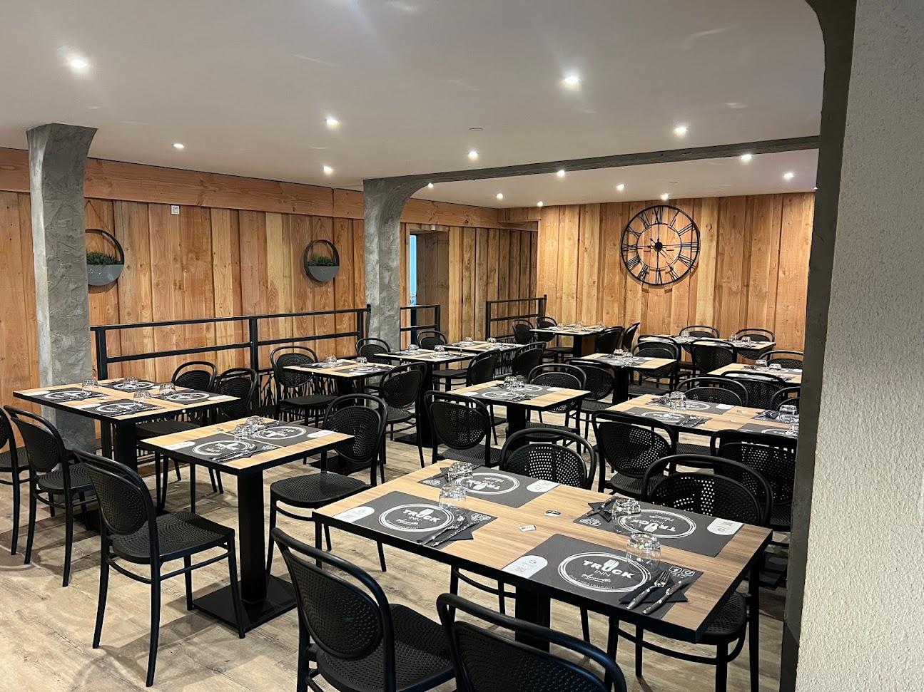 Photo de TRUCK INN - BAR | RESTAURANT