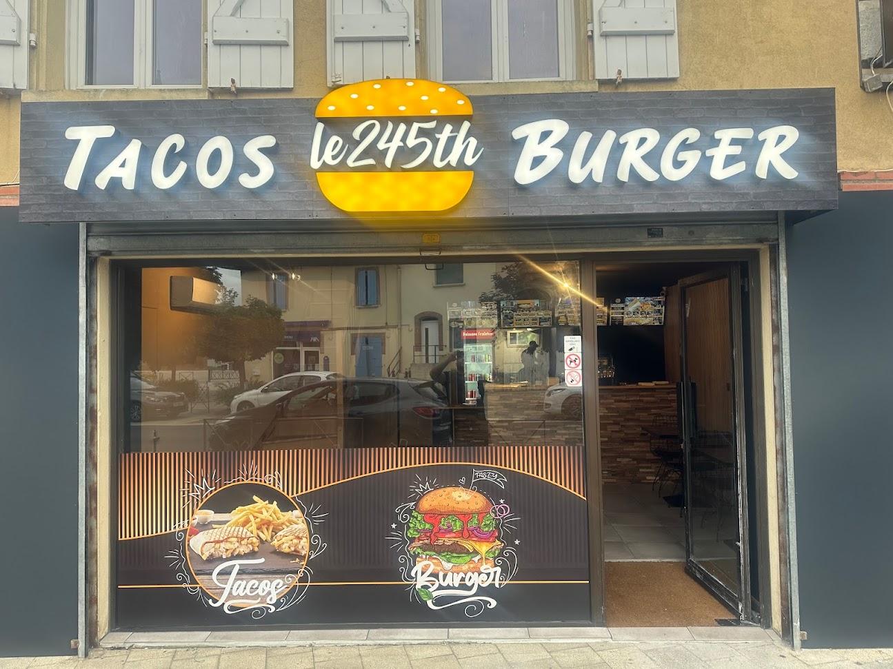 Photo de Le 245th Tacos & Burger