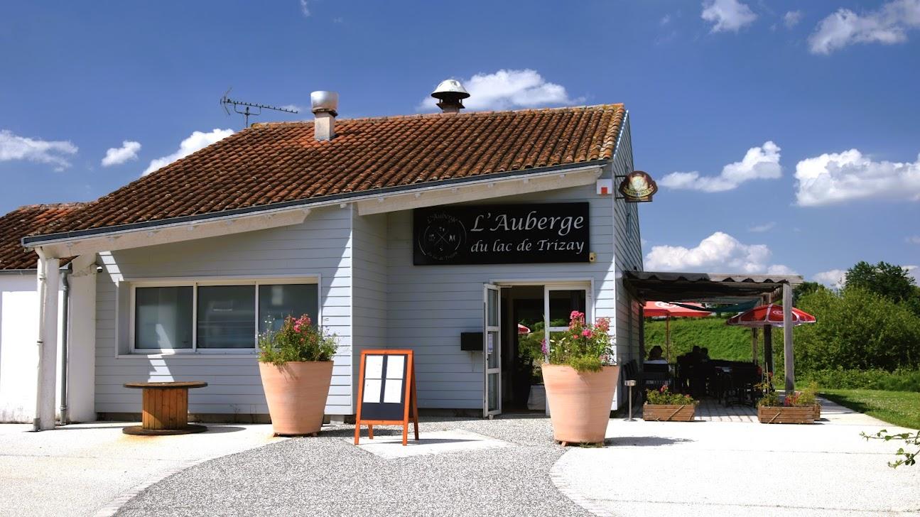 Photo de Auberge du Lac de Trizay