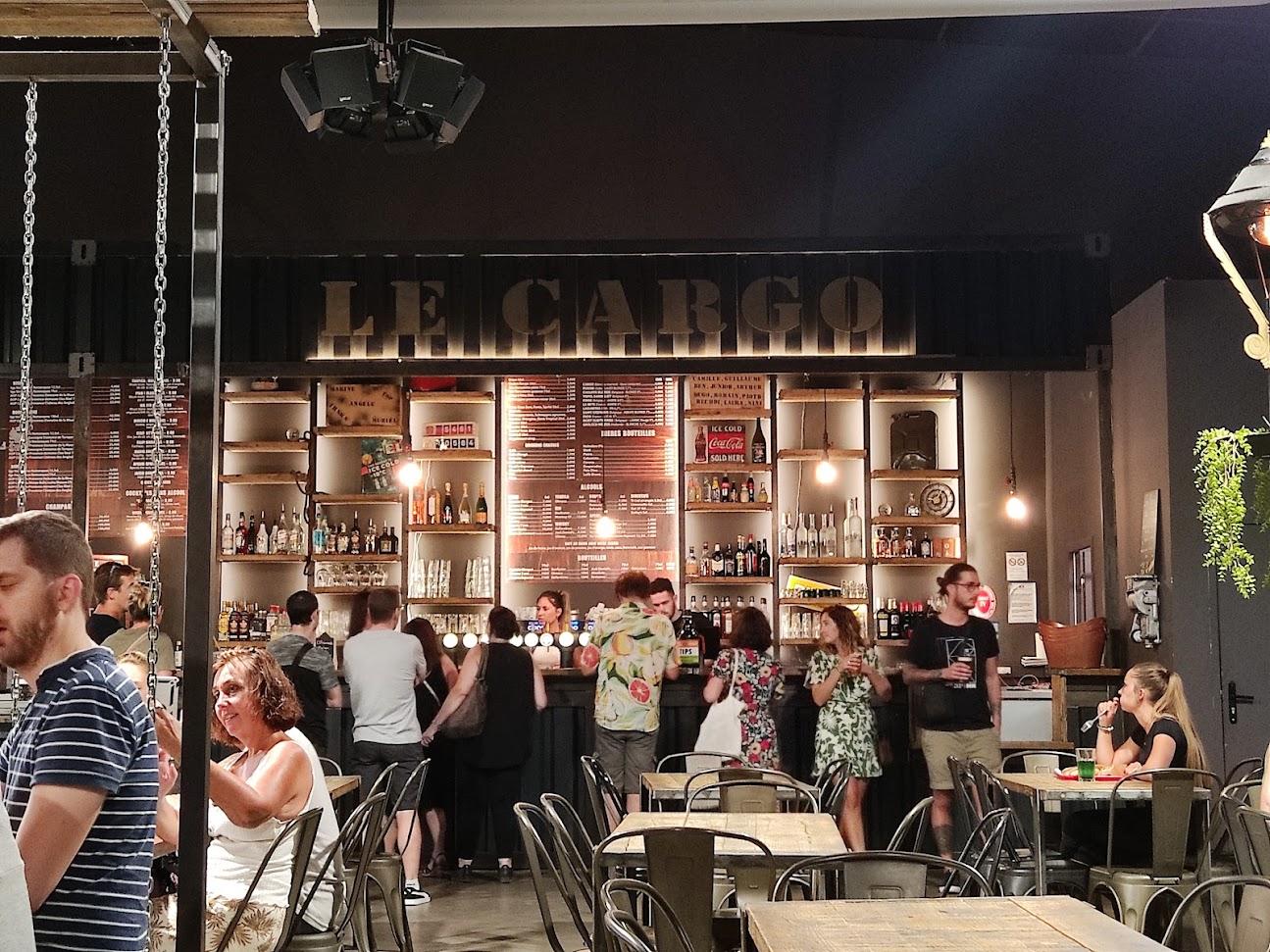 Photo de ÔCargo Food Court - La Garde