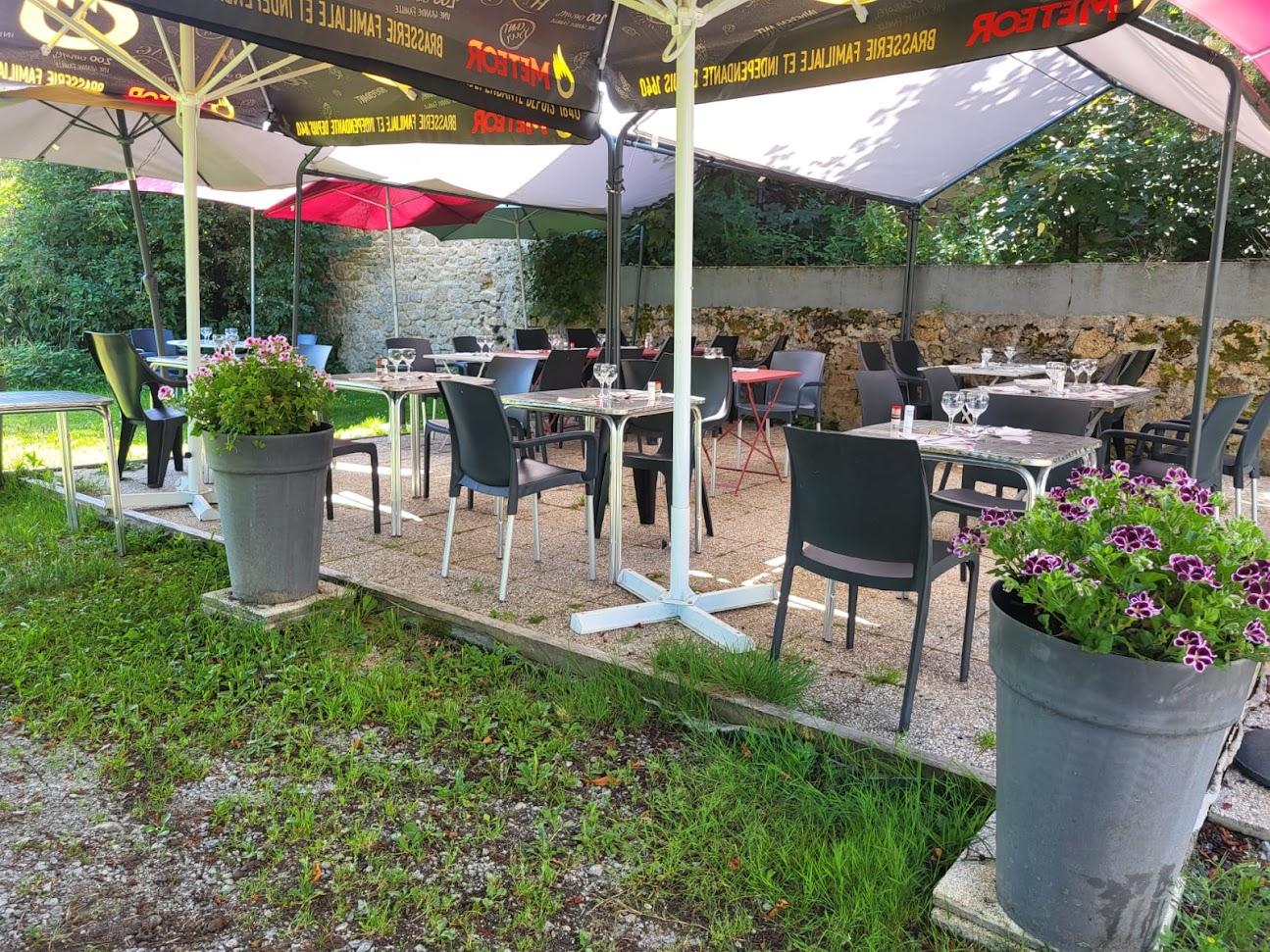 Photo du restaurant La Petite Calèche