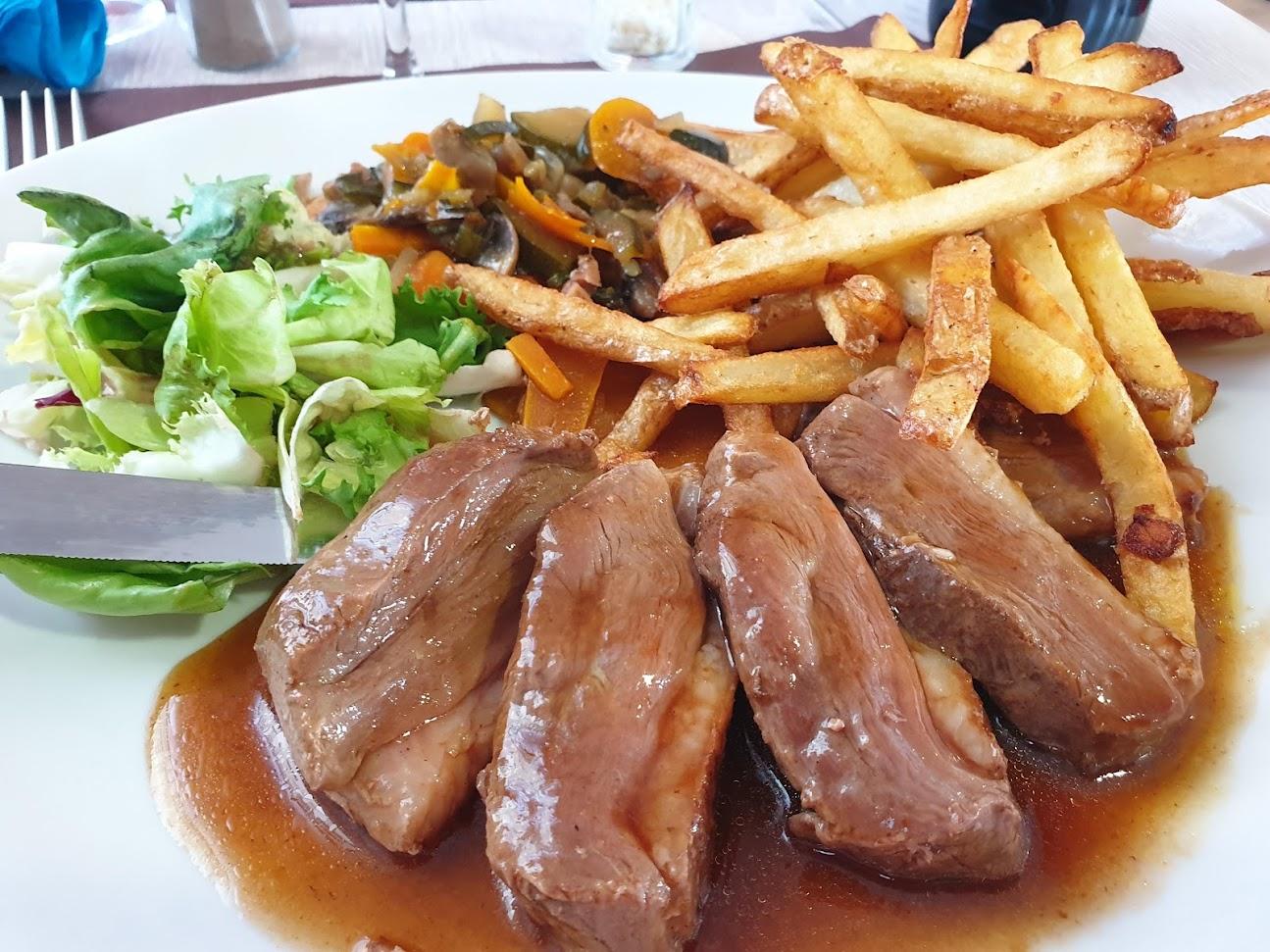 Photo de restaurant la table du pont béranger