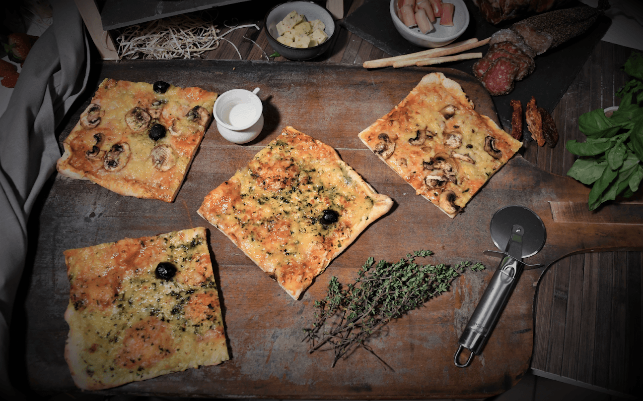Photo du restaurant Chouette Pizza à Dijon depuis plus de 30 ans, pizzas artisanales, burger maison, en livraison, sur place et à emporter
