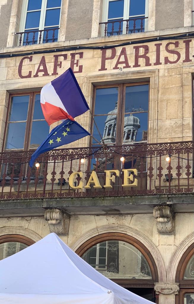 Photo de Le Café Parisien - Saulieu