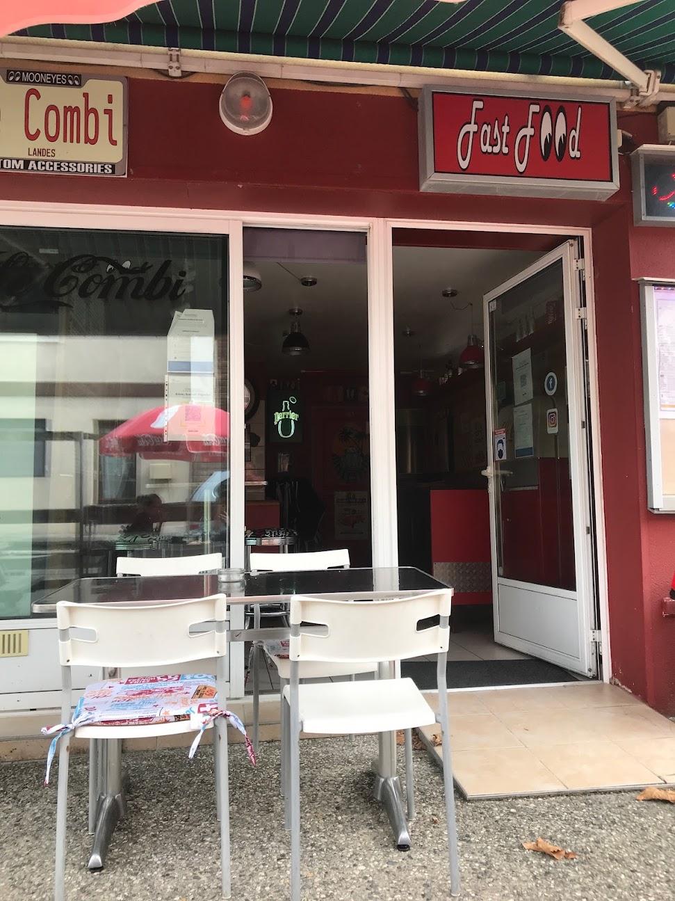 Photo de Le Combi