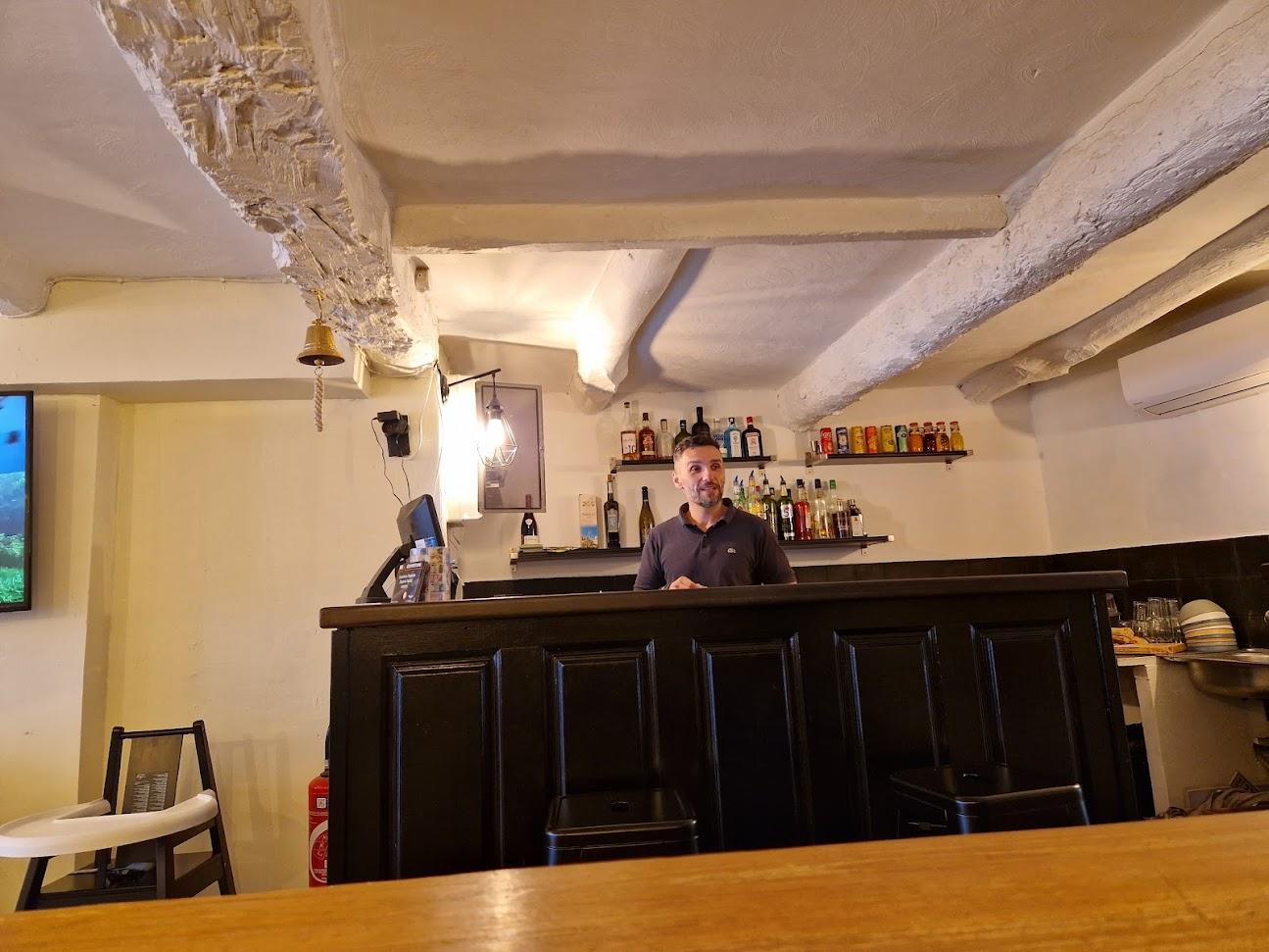 Photo de O LOCAL_La crau (réunionnais)