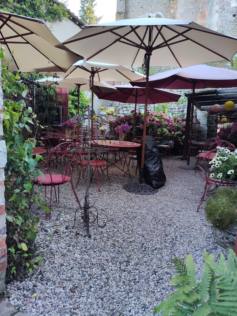 Photo de Hostellerie Du Vieux Logis