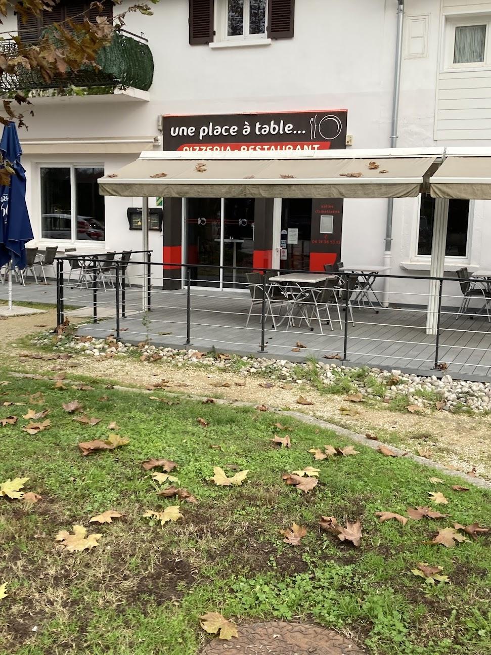 Photo du restaurant Une Place A Table