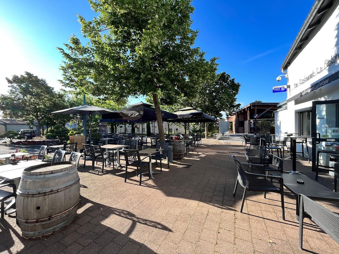 Photo de Bar Restaurant - La Fontaine