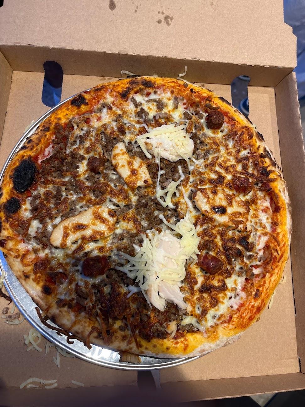 Photo du restaurant Just Queen - Distributeur de pizzas